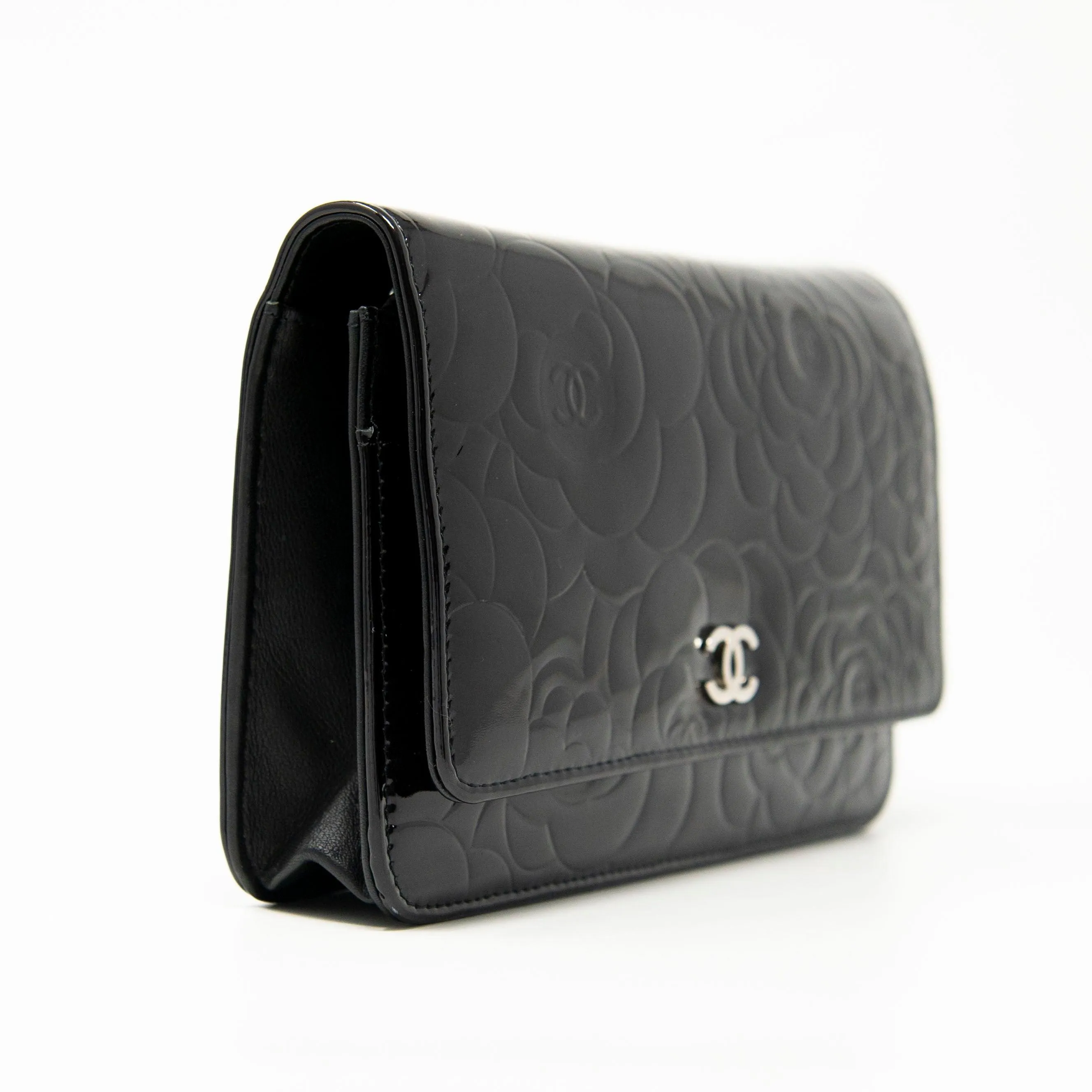 Chanel Black Camellia Wallet On Chain