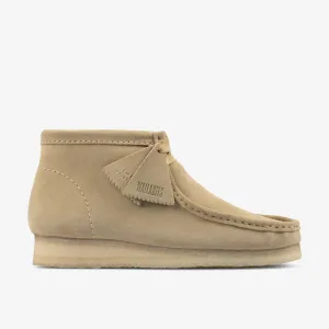 Clarks Men's Wallabee Boot in Maple Suede