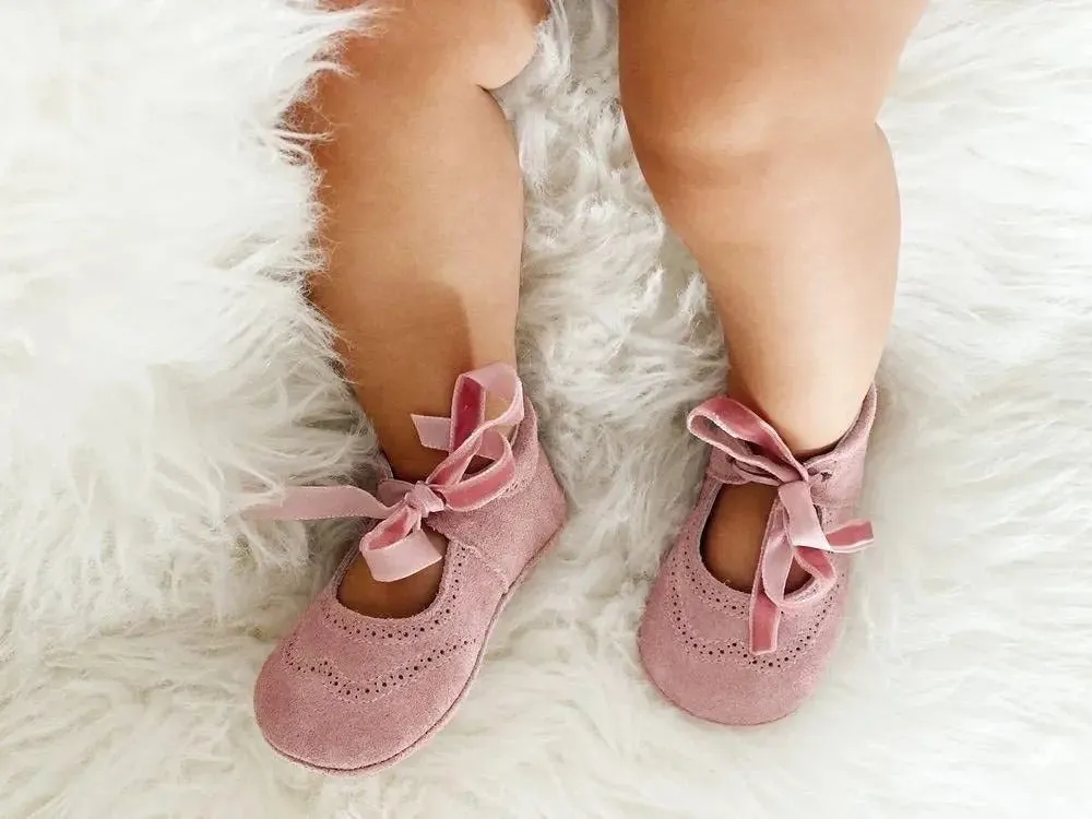 Verónica- Pink Suede Baby Mary Jane Shoes